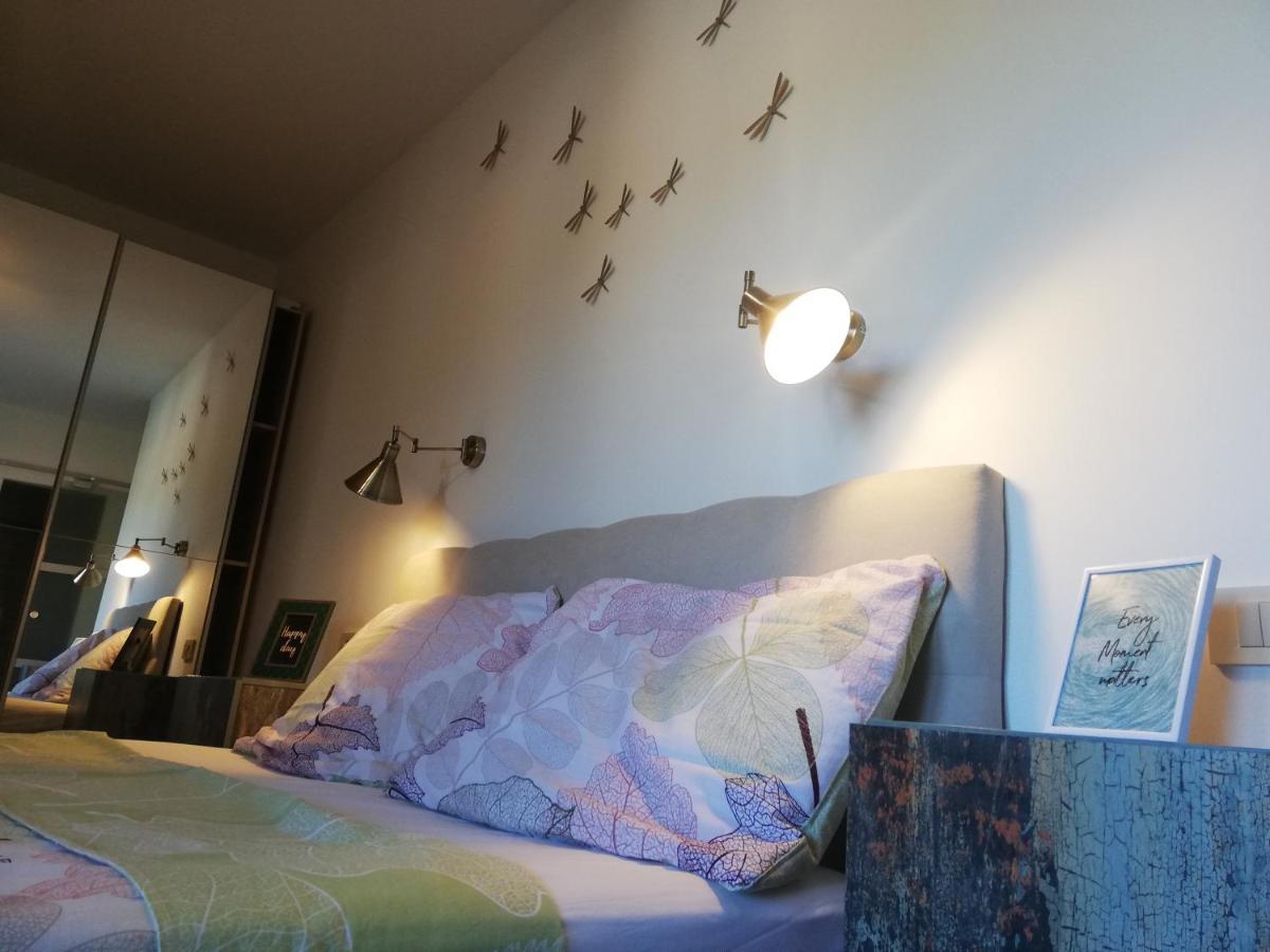 Riviera Rooms And Apartments Palit Bagian luar foto