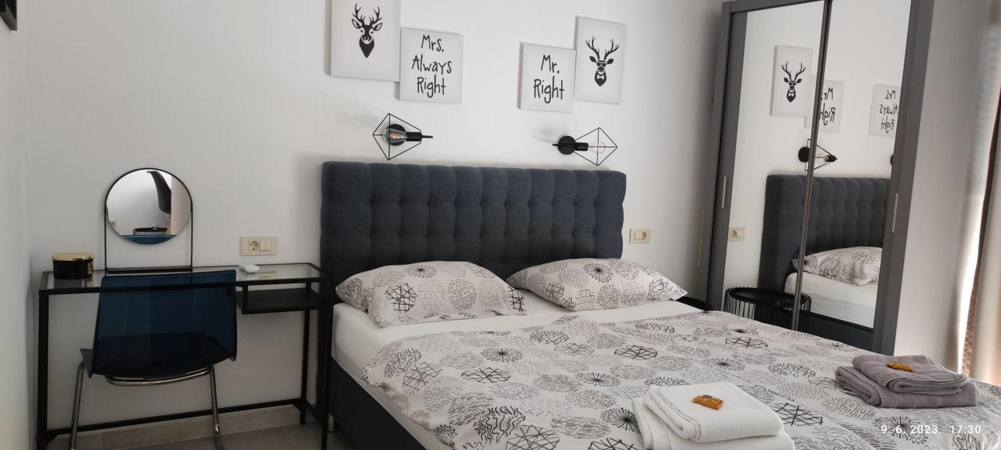 Riviera Rooms And Apartments Palit Bagian luar foto