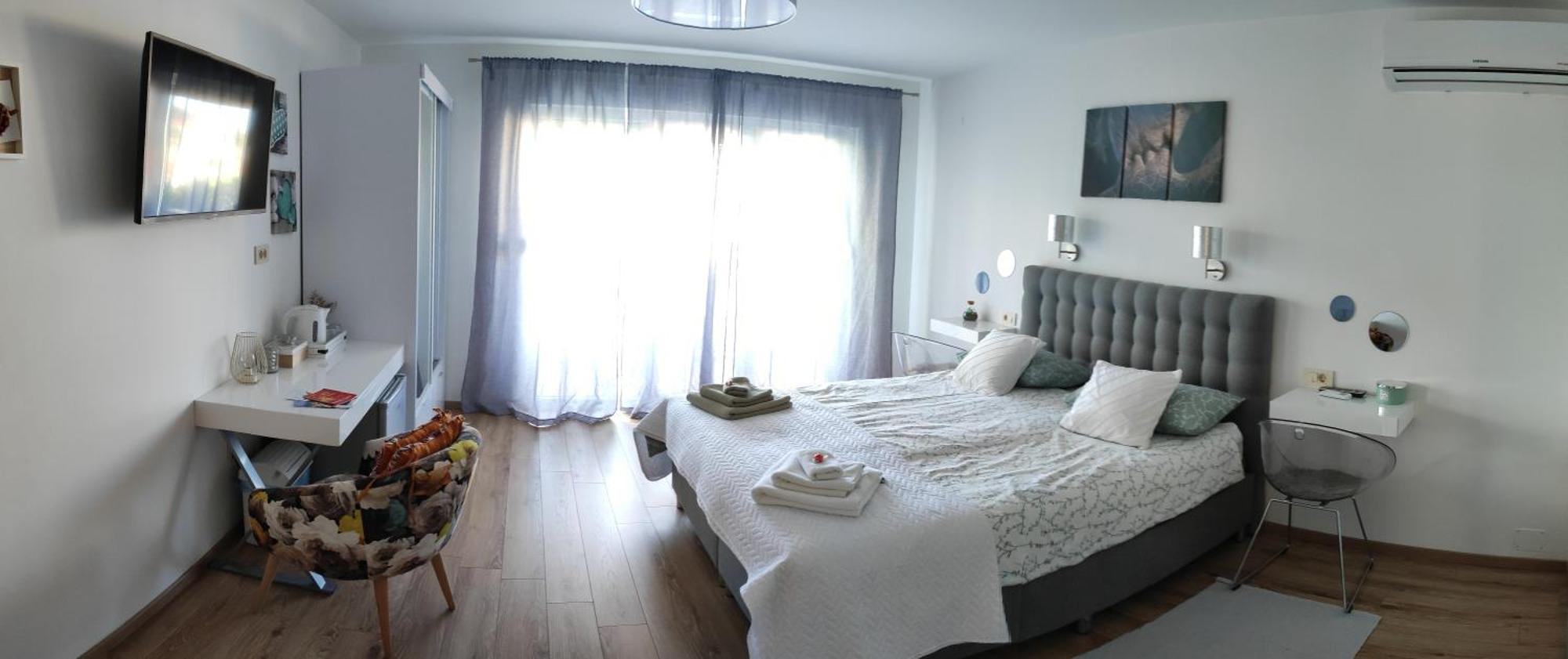 Riviera Rooms And Apartments Palit Bagian luar foto